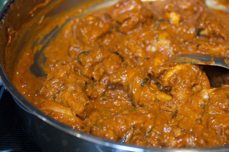 Chicken curry with semi thick gravy well flavored with spices and coconut milk. It goes well with pathiri, any sort of rice variants ( ghee rice, pulao, normal rice), chapati, parotta/paratha, appam or any other Indian breads.