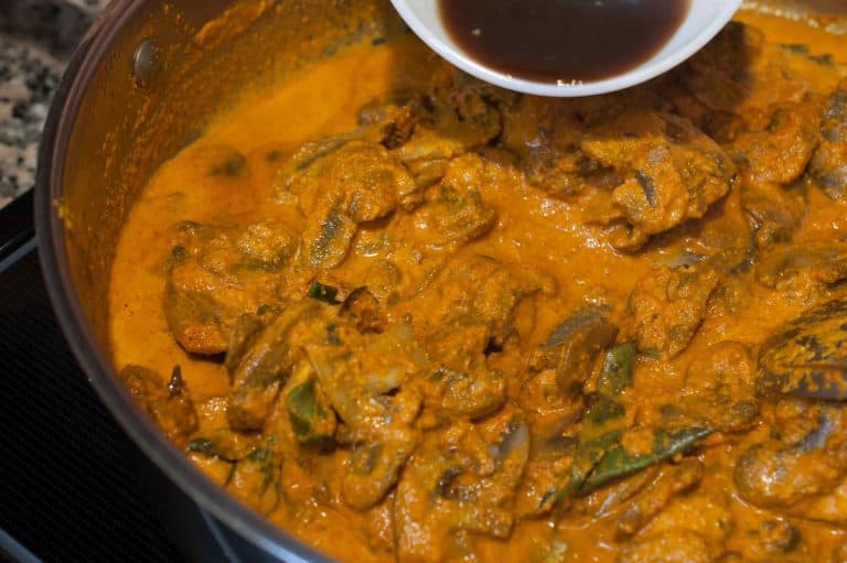 Mushroom cooked in spicy coconut gravy. An improvised version of Kerala theeyal preparation with mushrooms. This quick, delicious curry goes well with rice, chapati, and any Indian breads.