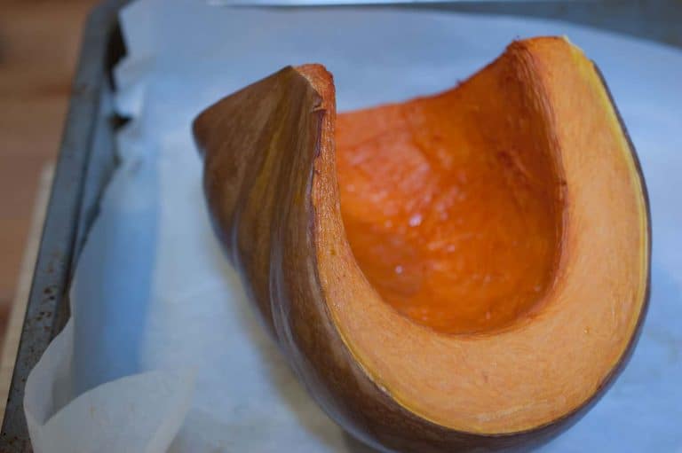 Easy and quick homemade roasted pumpkin puree. A great alternative to store-bought canned puree. You can quickly whip up smoothies, pancakes, pie, and cakes using this one.