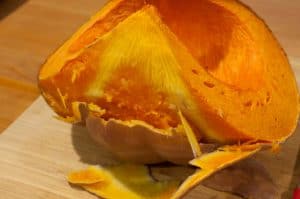 Easy and quick homemade roasted pumpkin puree. A great alternative to store-bought canned puree. You can quickly whip up smoothies, pancakes, pie, and cakes using this one.