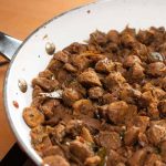 Soya chunks cooked in chilly and spices. This soya chunks masala dry / stir fry is a healthy and tasty side-dish. Goes well with rice and Indian breads.