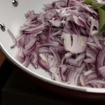 Soya chunks cooked in chilly and spices. This soya chunks masala dry / stir fry is a healthy and tasty side-dish. Goes well with rice and Indian breads.
