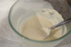 Easy and delicious white chocolate and cream cheese frosting recipe. This frosting is sweet and tangy and is the best with white chocolate cake. White chocolate and cream cheese combination make it the best.