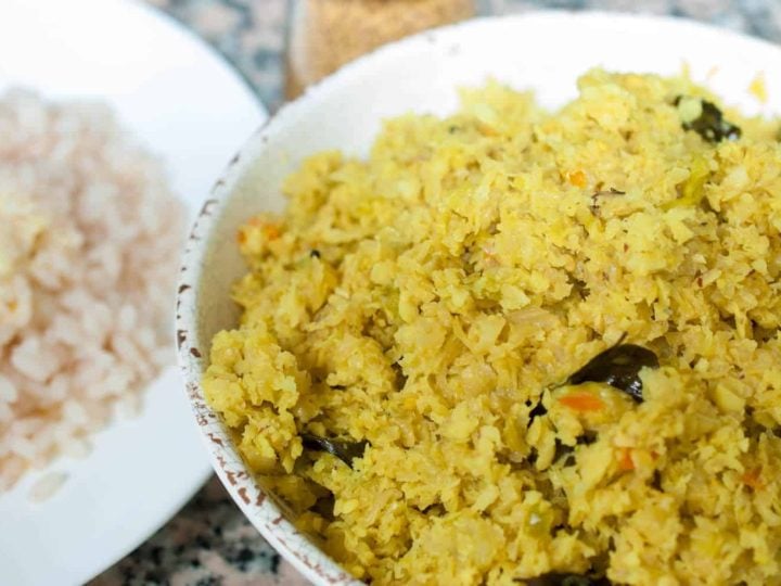 Kerala style cabbage stir fry with coconut, ginger-garlic and green chilly.Cabbage thoran is one of the side dishes for Kerala Onam Sadya! A simple and healthy side dish that goes well with rice.  It’s also called as “cabbage upperi” in the central part of Kerala