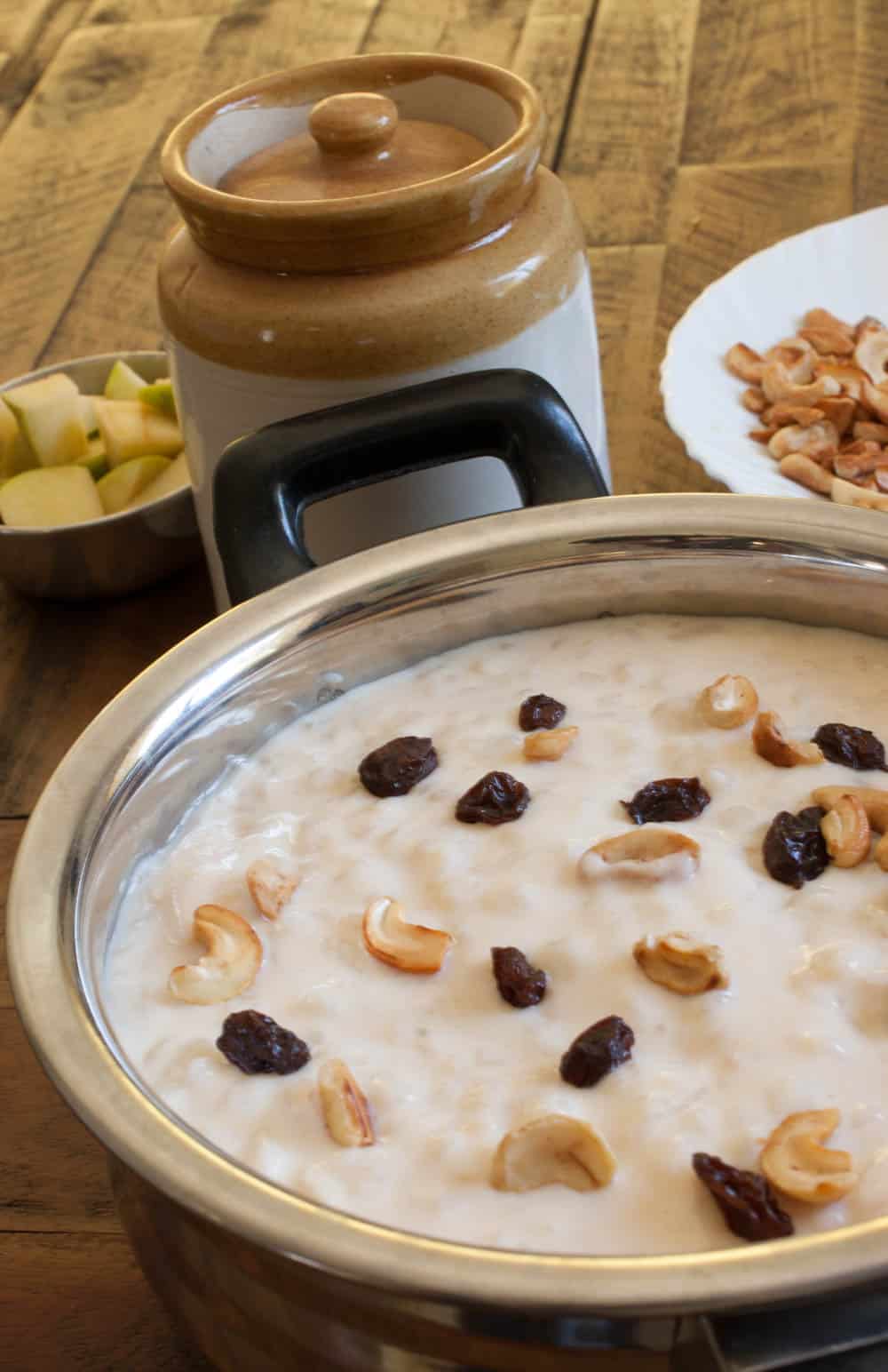 Rice ada is roasted and boiled in milk, sugar and flavored with cardamom. Rice ada looks like small pasta chunks and made of rice flour. Palada payasam can be otherwise called Indian pasta pudding.