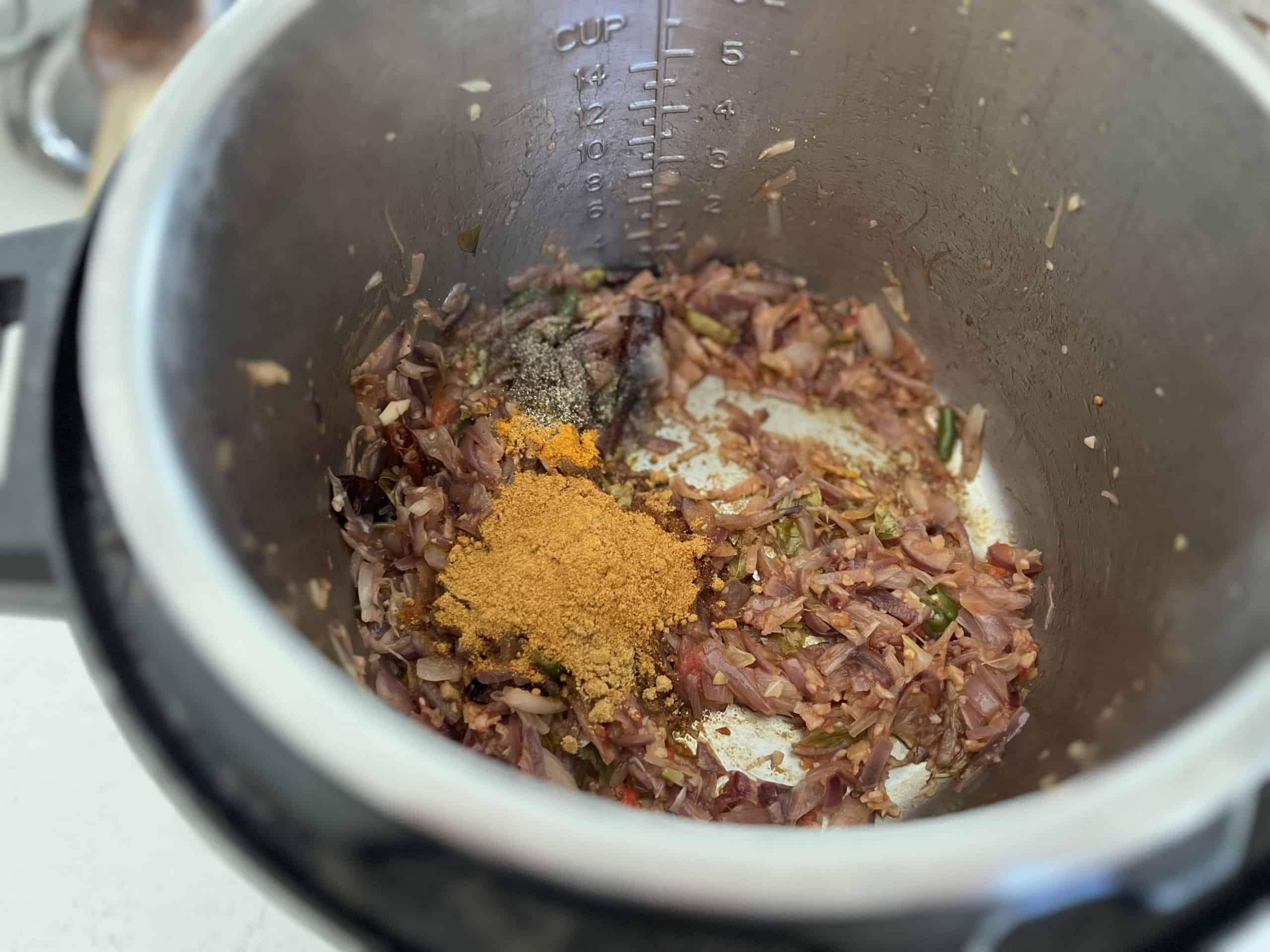 Fry turmeric powder, coriander powder, fennel powder and pepper powder